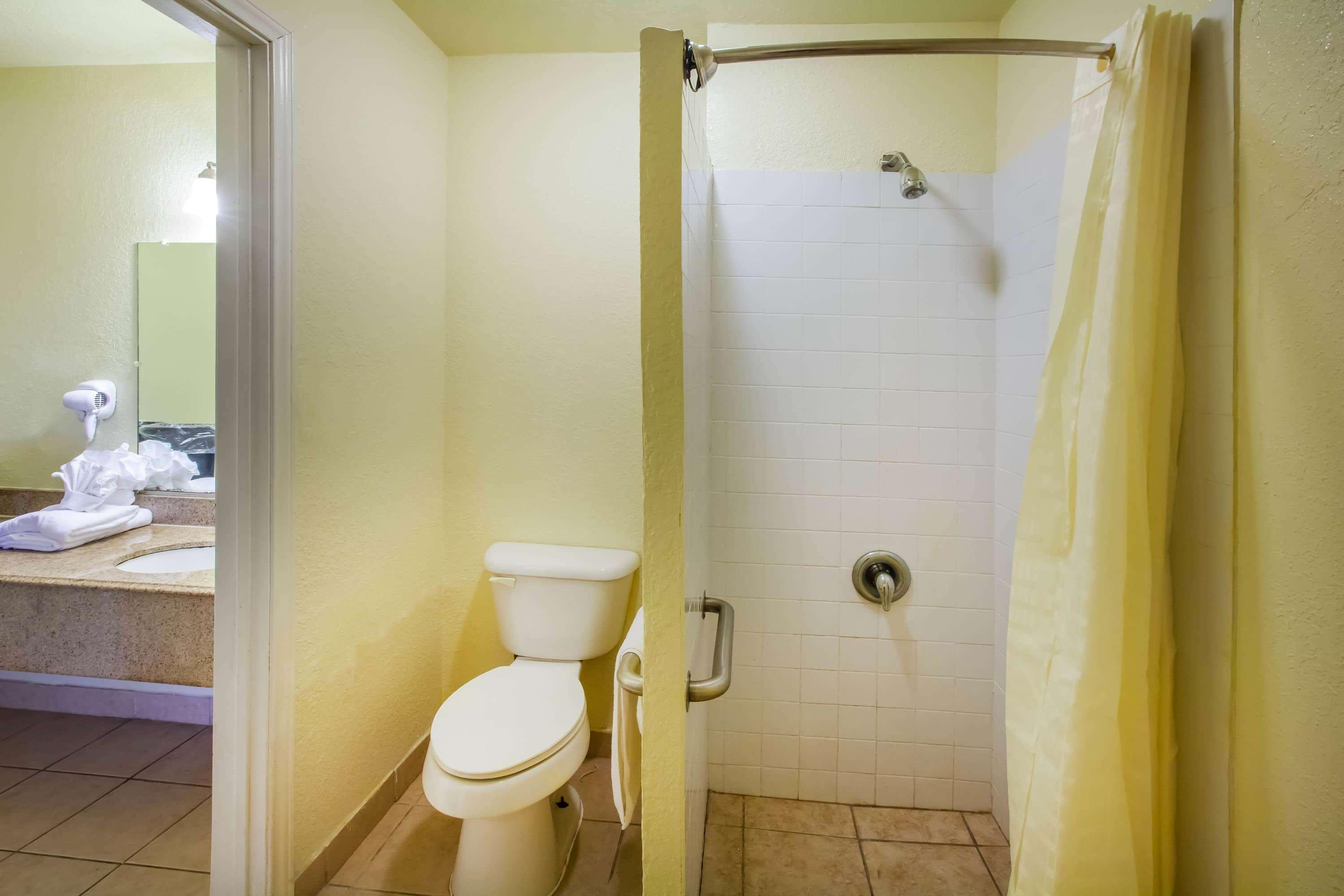 Travelodge By Wyndham Houston Hobby Airport Екстер'єр фото